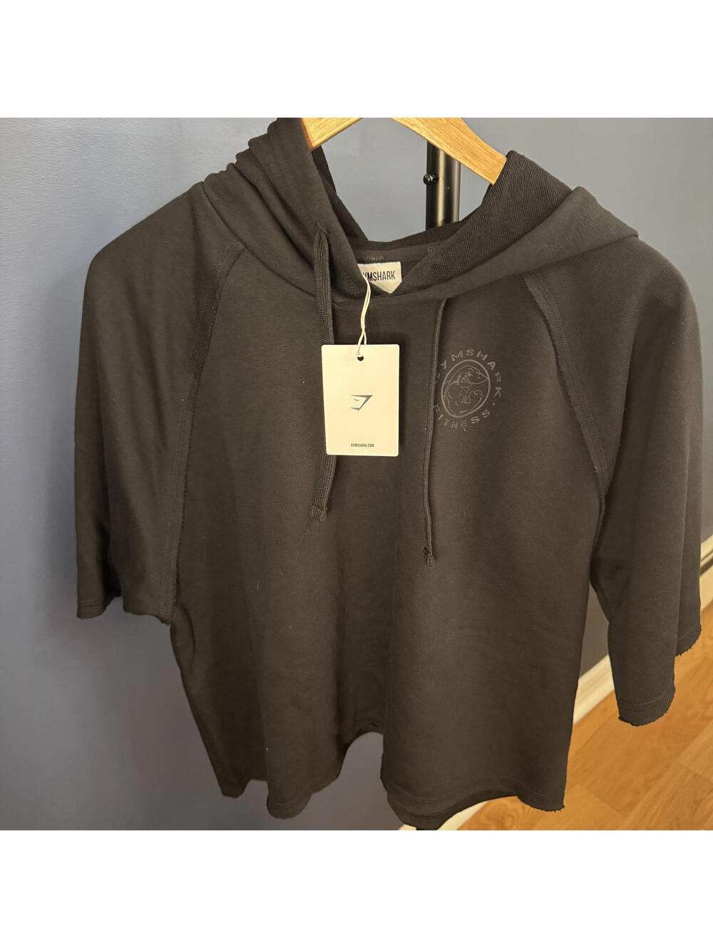 NWT Gymshark Legacy Crop Short Sleeve Hoodie Black Oversized Fit Medium